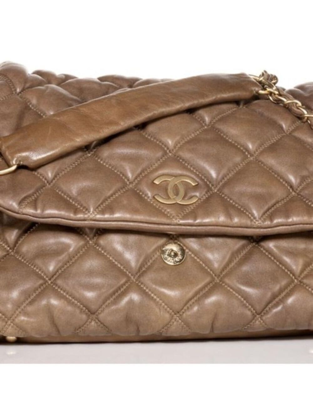 Auth Chanel Diamond Quilt Lambskin Leather Bag - Picture 4 of 9